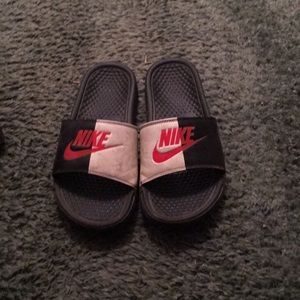 Nike Sandles